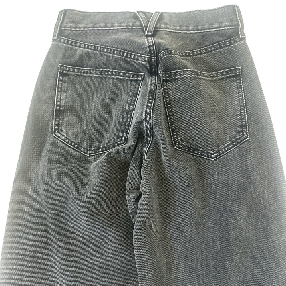 Veronica Beard Taylor Relaxed Wide Leg Cuffed Jeans in Stoned Wash - Picture 12 of 16